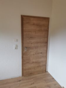 Zimmertürelement in Eiche quer