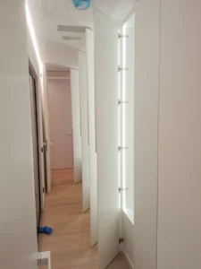 Einbauschrank mit Innenbeleuchtung