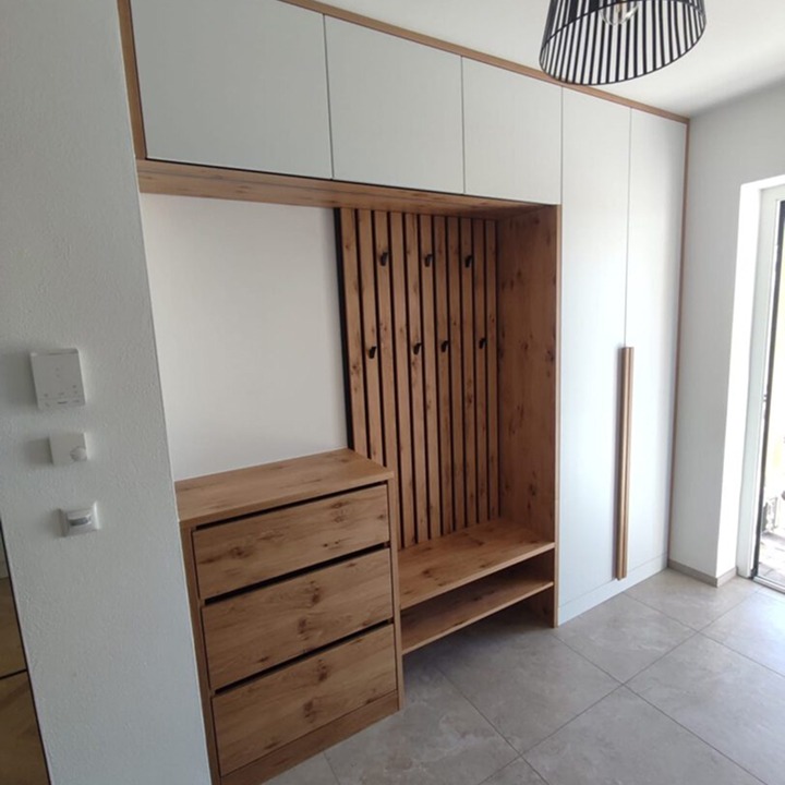 trenholz-moebel-case-01